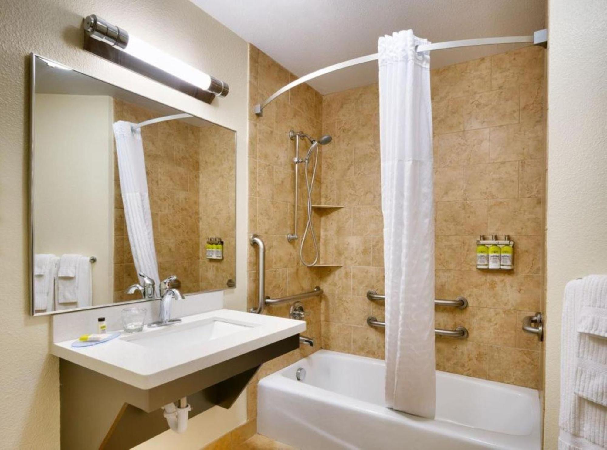 Candlewood Suites Plano East By Ihg Bagian luar foto